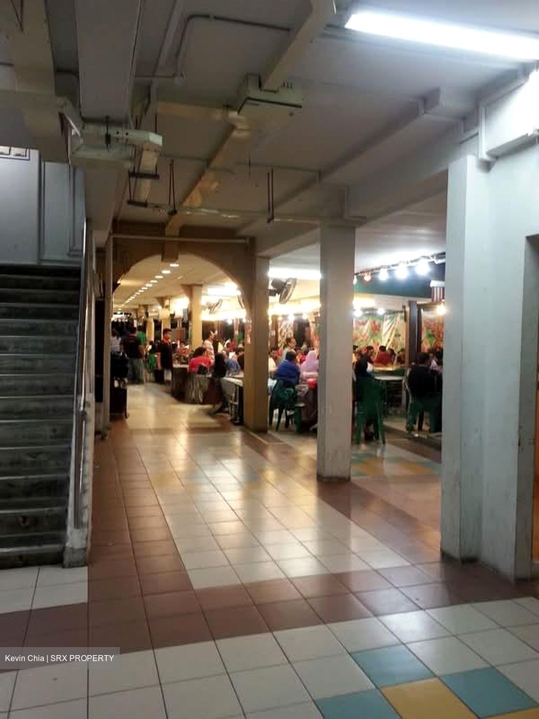 Tampines Street 21 (D18), Shop House #561504981
